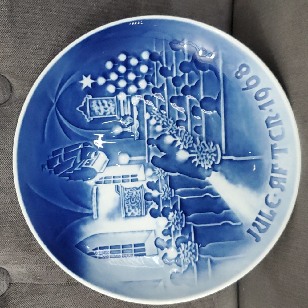 Vintage Christmas Plate